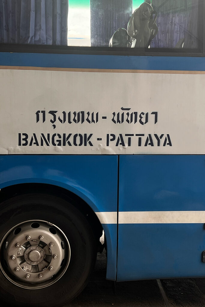 aller à pattaya en bus